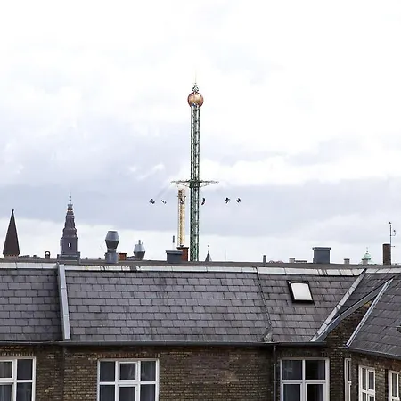 Ξενοδοχείο Absalon 4*