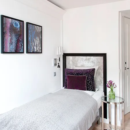 Ξενοδοχείο Absalon 4*